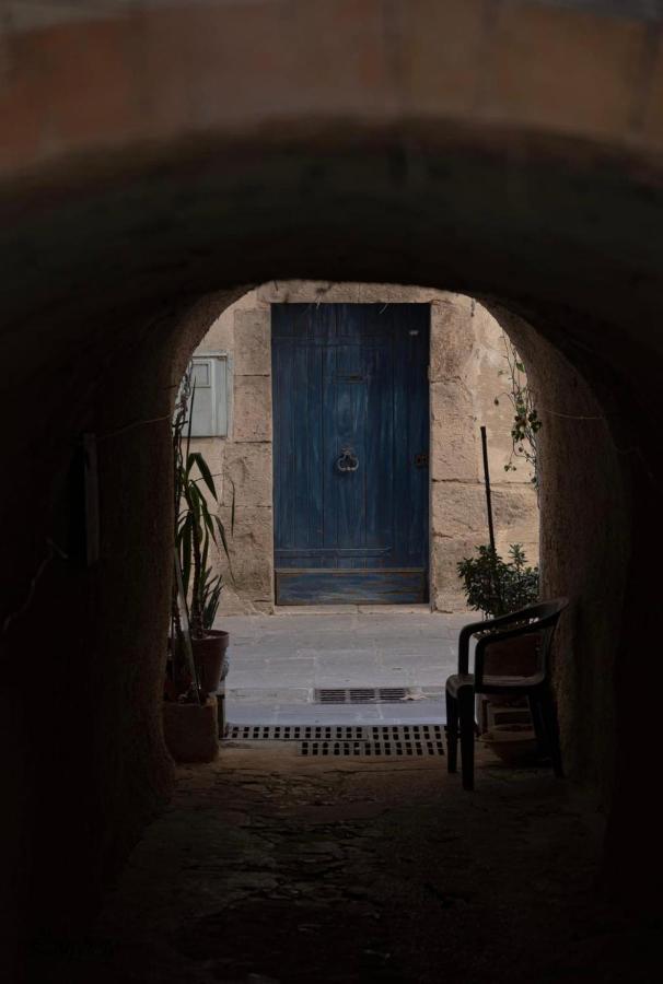 Cosy Provencal Lägenhet Belgentier Exteriör bild